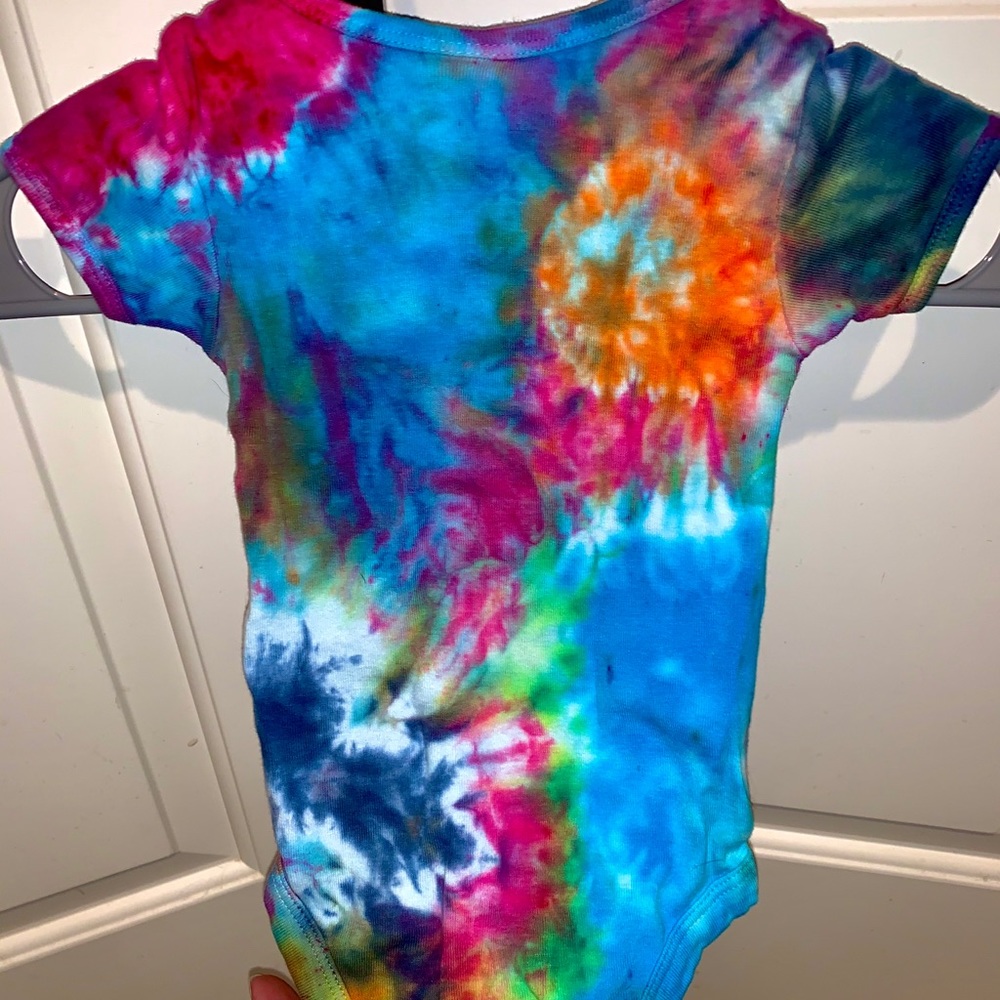 TIEDYE ONESIE!